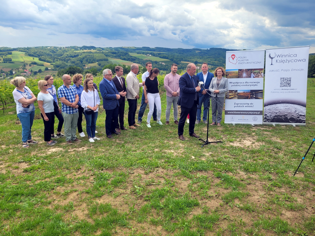 2024 06 spotaknie zespolu enoturystyka 03